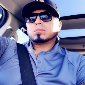 Meet your Posher, Cesar